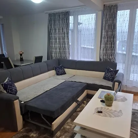 Skiandstaybjelasnica1 * Bjelašnica